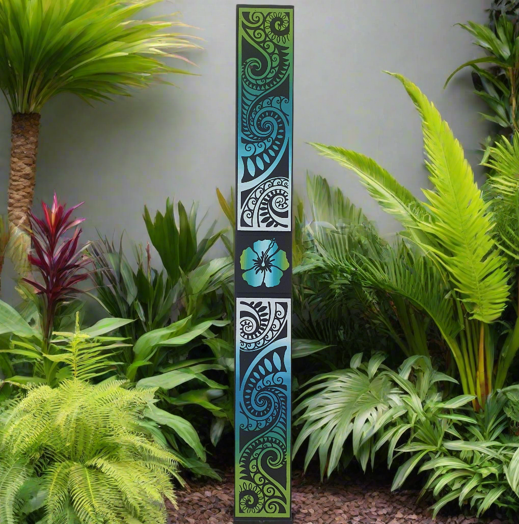 XXL Koru Pattern Totem