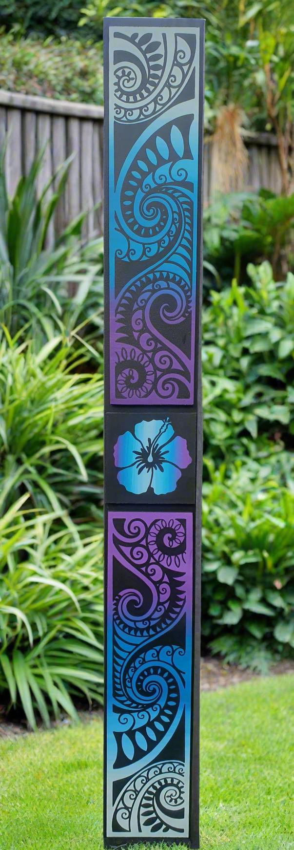 XXL Koru Pattern Totem