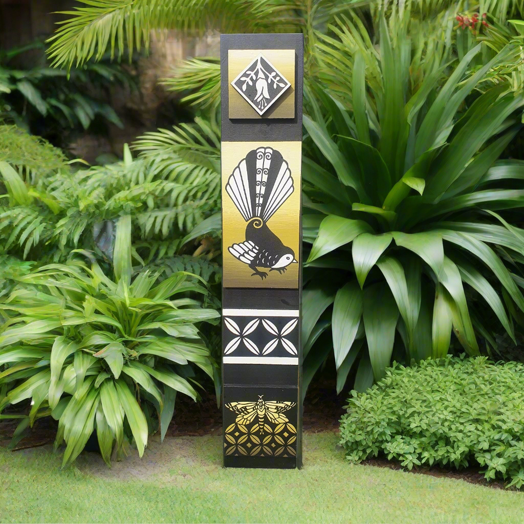 M Fantail Totem