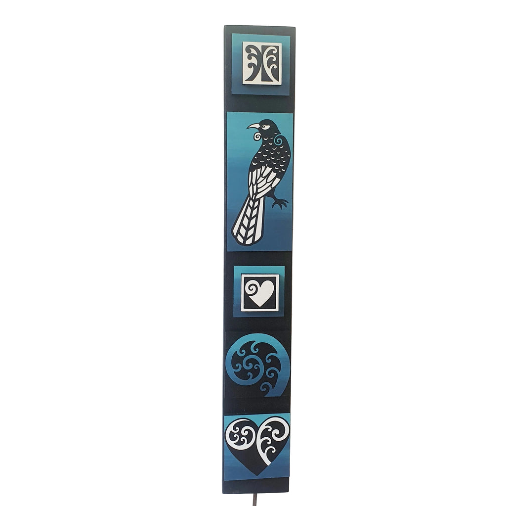 L Tui Totem