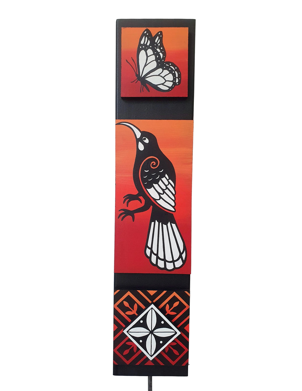 S Huia Totem