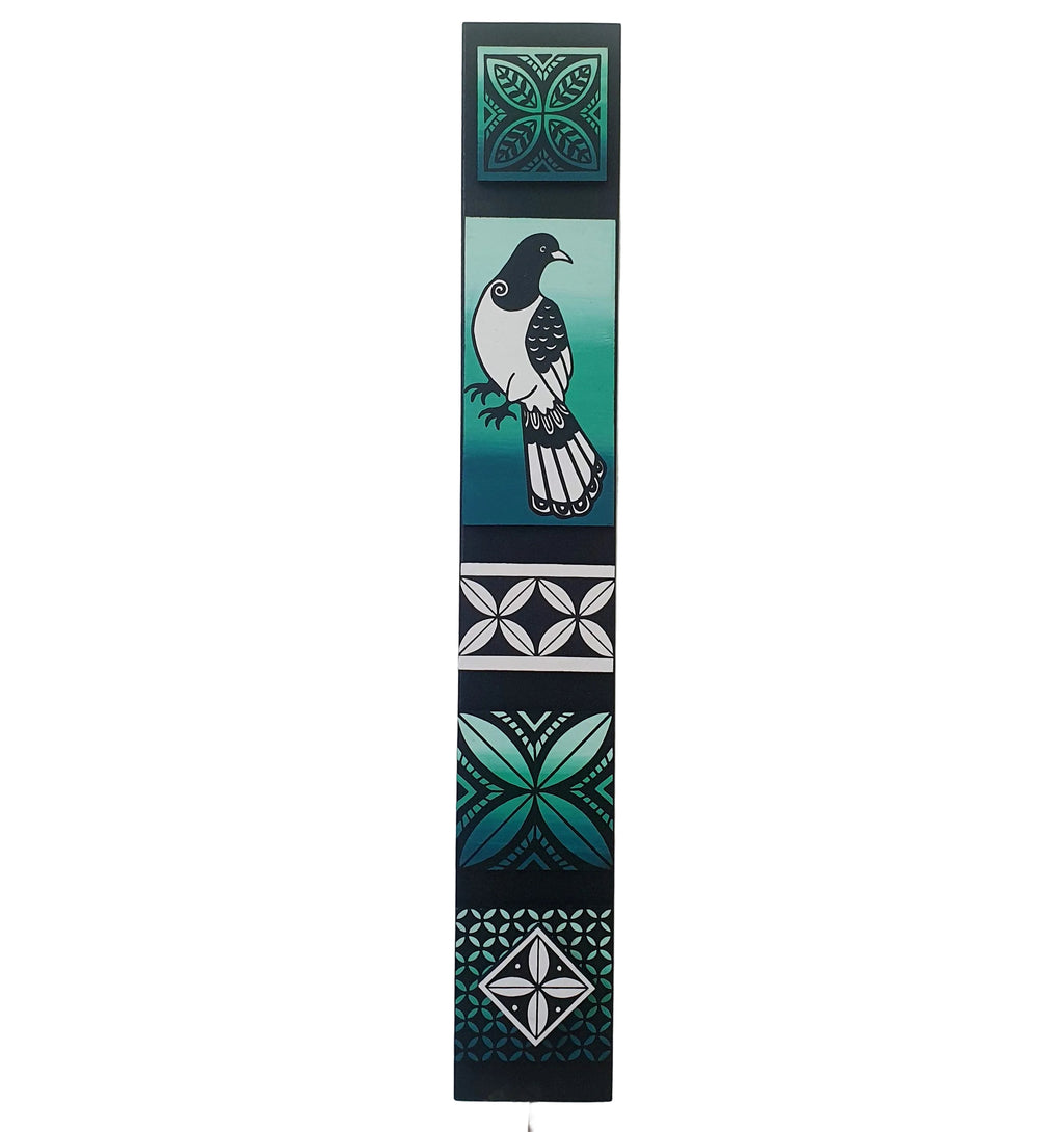 L Kereru Totem