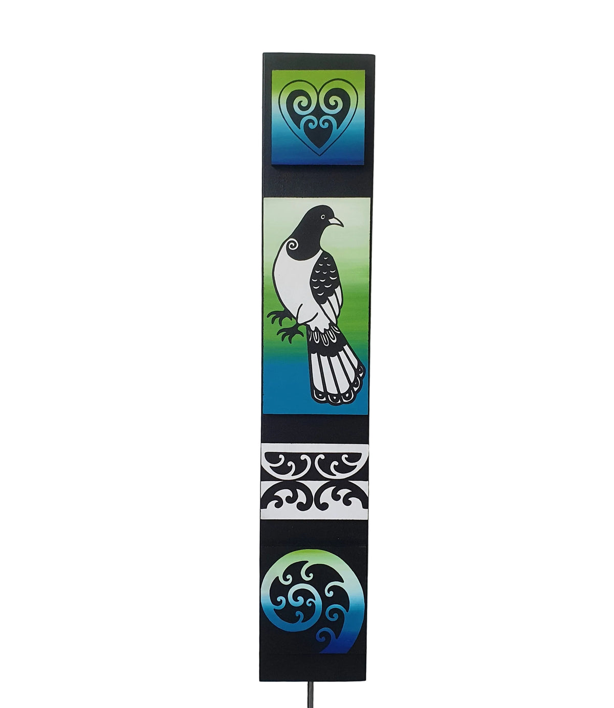 M Kereru Totem