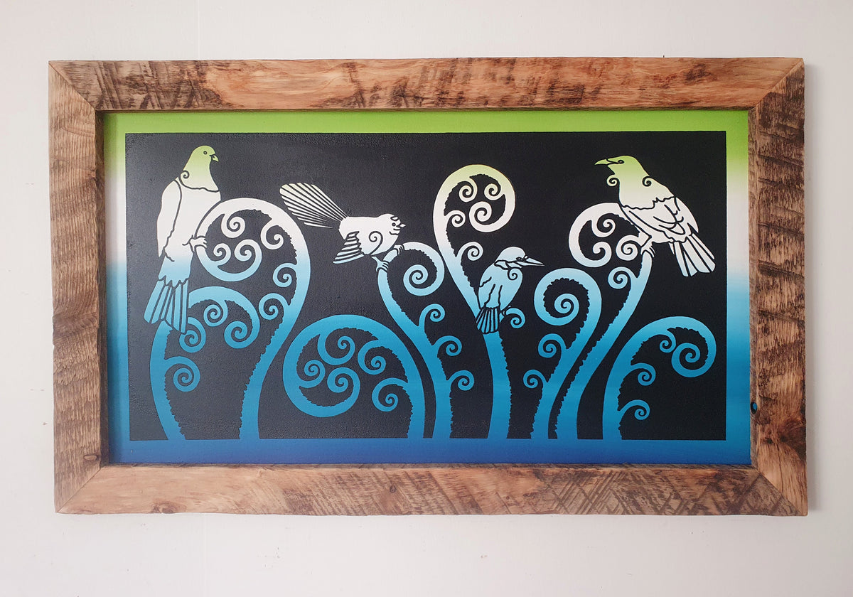 Birds on Ponga