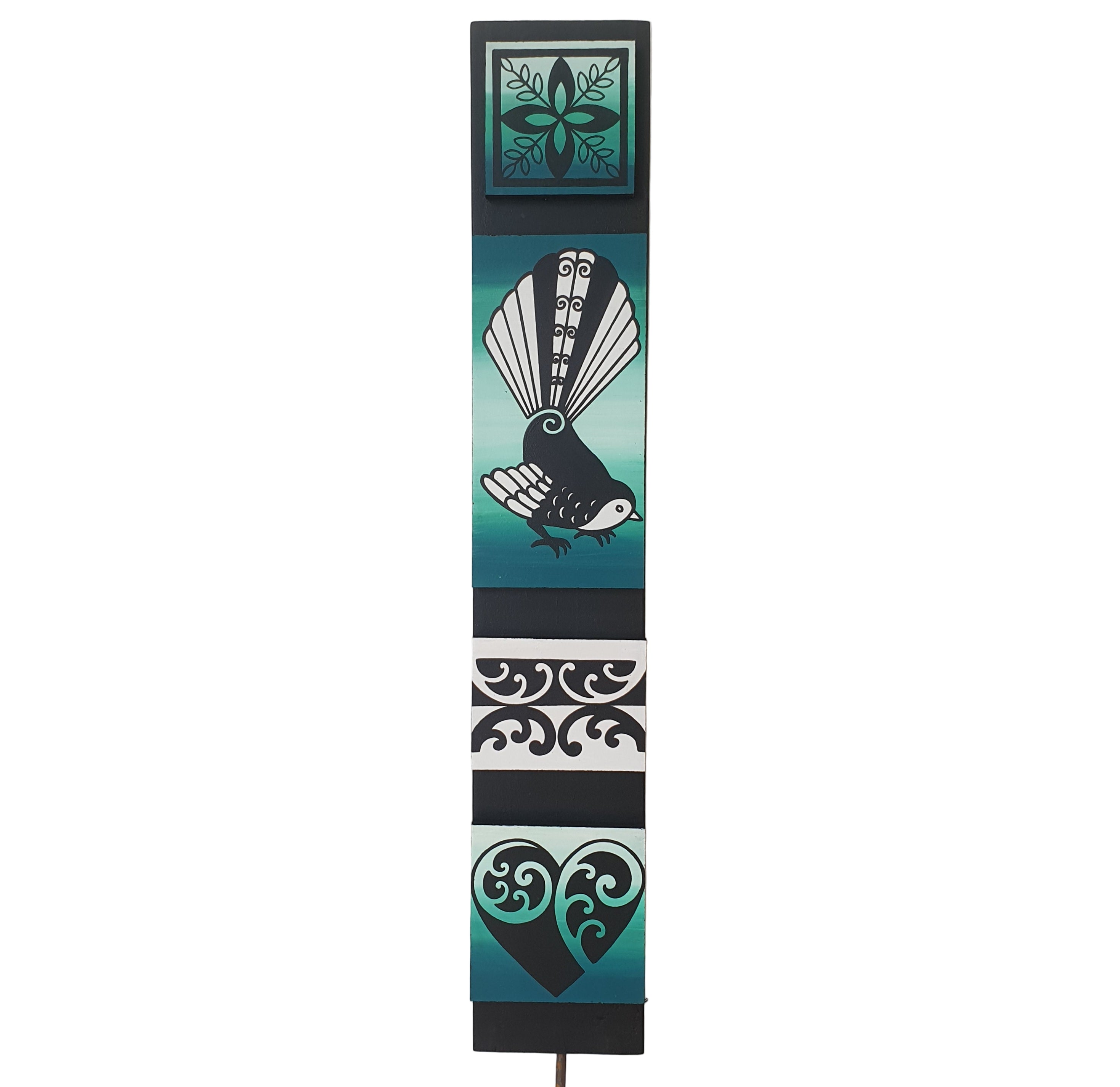 M Fantail Totem